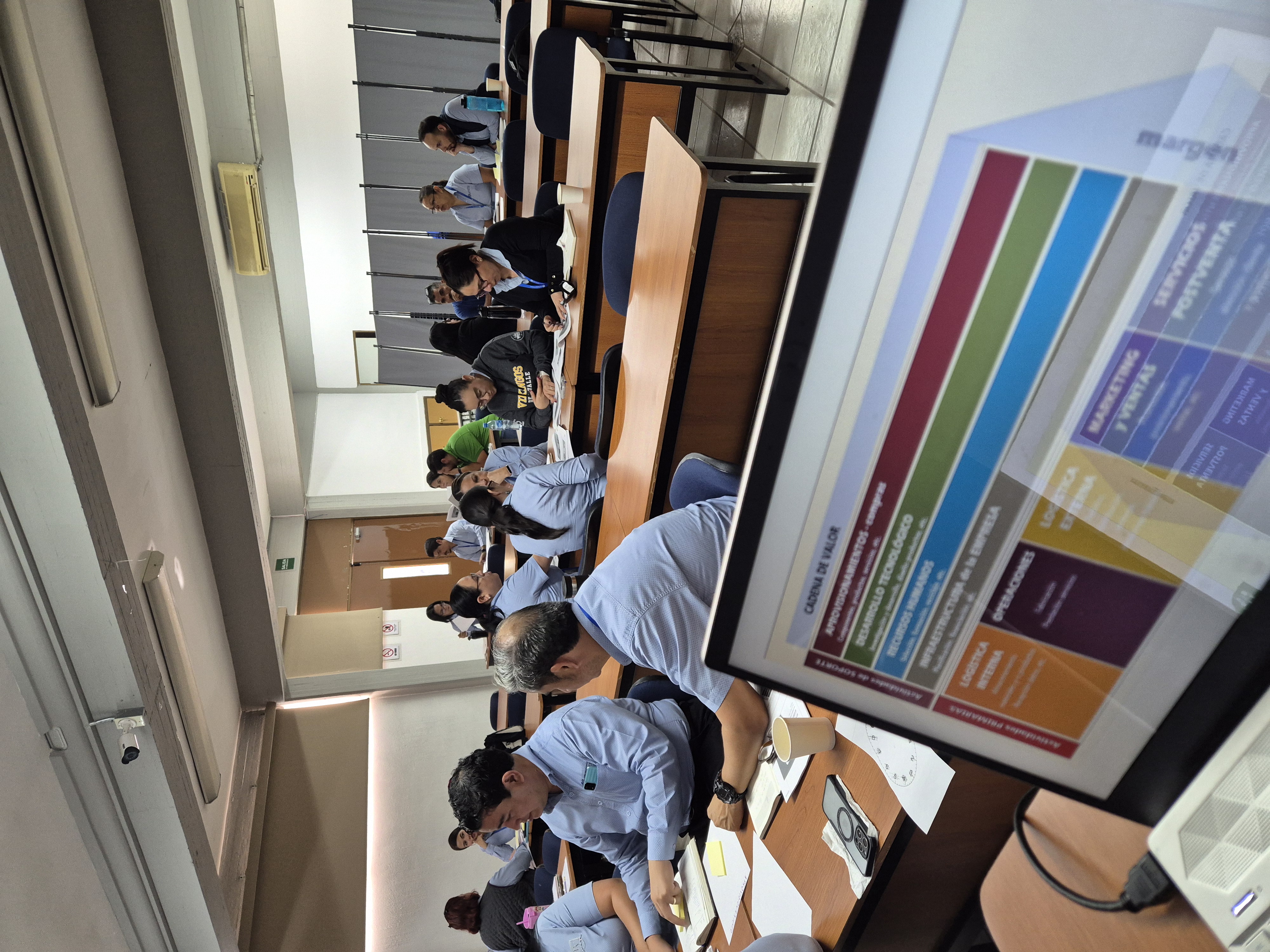 Capacitación a escuela de excelencia en la atención educativa II